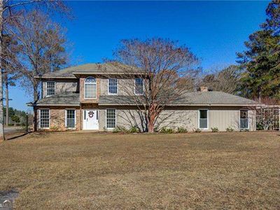 142 Carr Rd