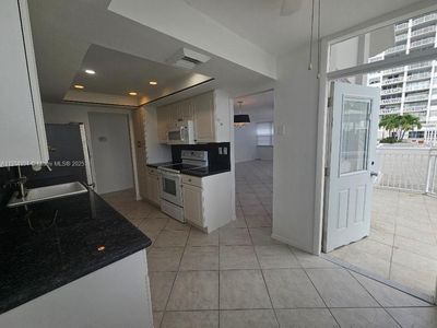 18041 Biscayne Blvd APT 204