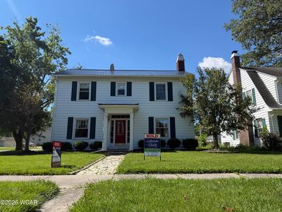 740 E Main St