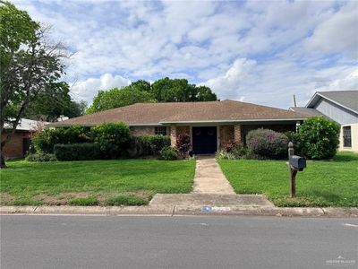 131 E Hibiscus Ave