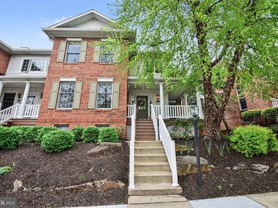 417 Vineyard Ln