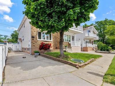 28 Mayberry Promenade