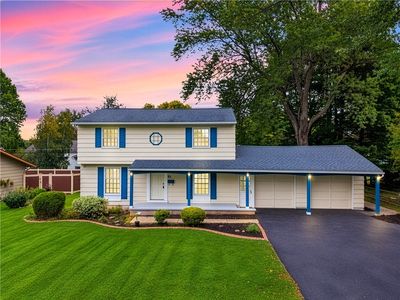 32 Yorktown Dr