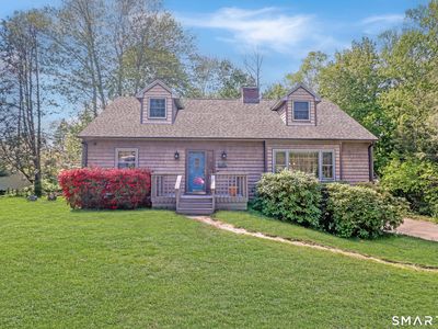 6 Brookdale Lane