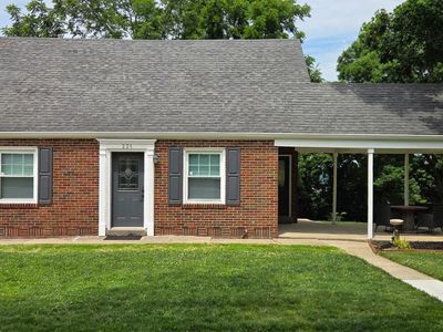 221 Harvest Ln