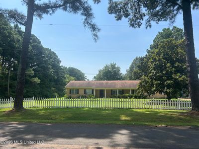 9135 Broadway Rd