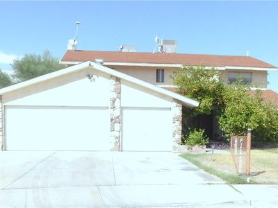6600 Pickford Ln