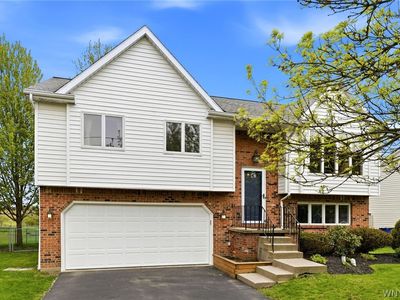 141 Lyndhurst Rd