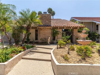4062 Escudero Dr