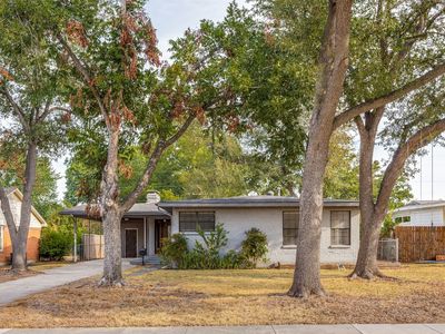 618 Newberry Dr