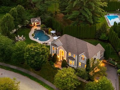 21 Leanne Dr