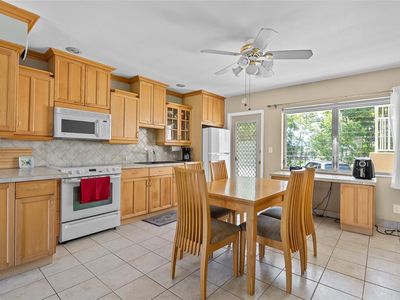 223 S Federal Hwy #9