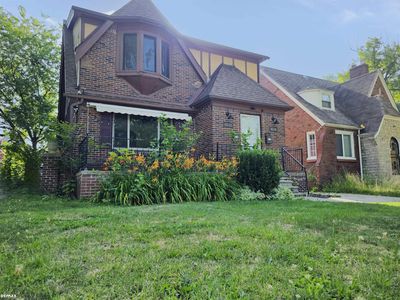 6110-6112 Yorkshire Rd