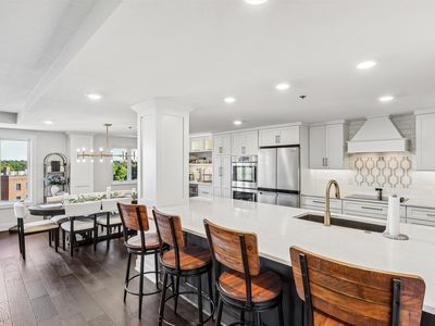 2880 Grand Ave APT 406