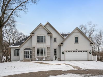 2623 Promontory Pl E