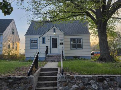 Property at 617 Maple St, Yankton, SD