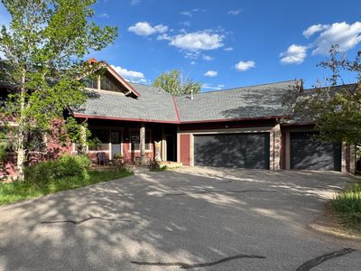 51 Bunkhouse Pl