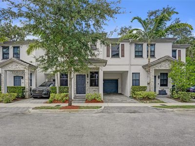 2805 SW 17th Ave