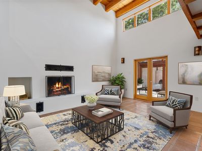 707 E Palace Ave APT 8