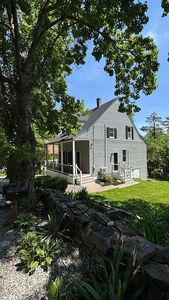 18 Baldwin St