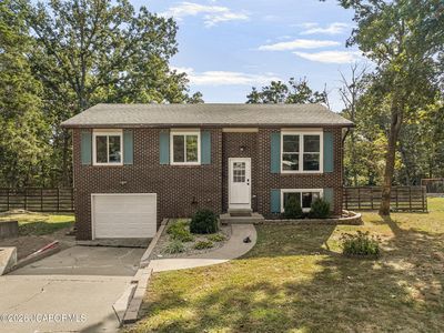 6119 Heritage Hwy