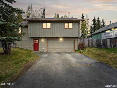 18315 Hidden Falls Ave