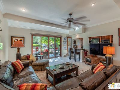 355 N Avenida Caballeros UNIT 10