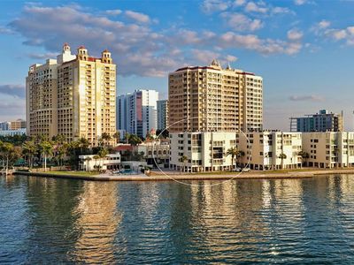 101 SUNSET DRIVE #103