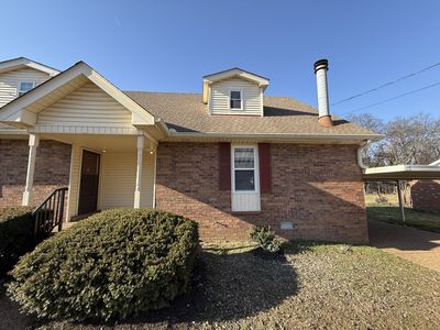 1211 N Graycroft Ave