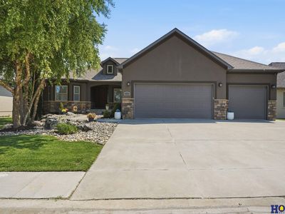 9345 Ravenwood Ln