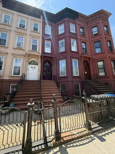 232 Putnam Ave #A
