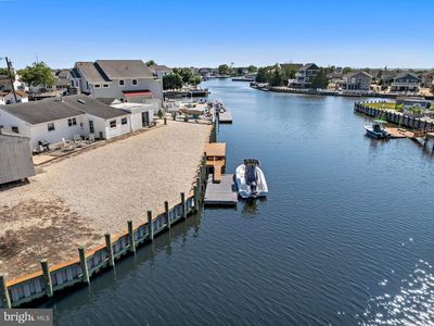 34 Lake Singleton Ct