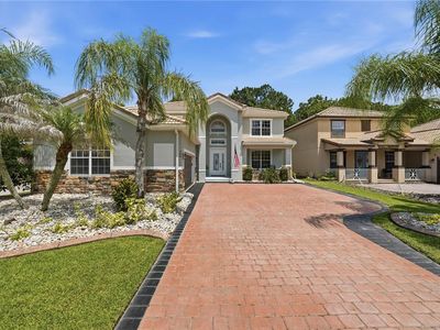 489 Luna Bella Ln