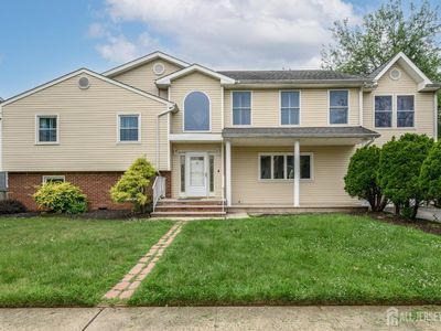 3 Charles Ct