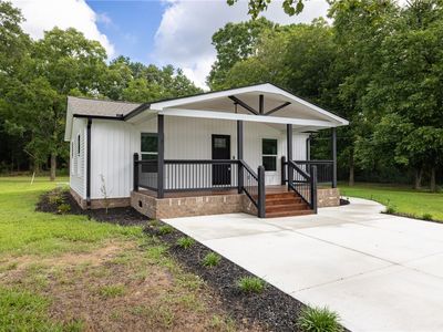 118 Strawberry Rd