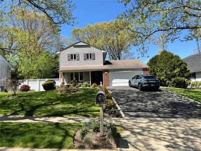 Property at 40 Boxwood Dr Drive, Kings Park, NY