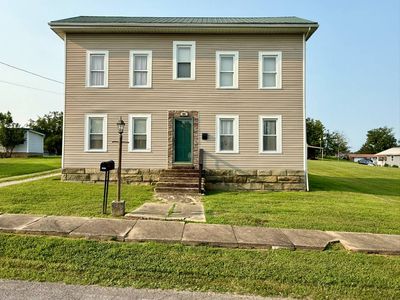 504 Hollybrook Dr