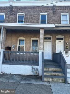 1904 Lancaster Ave