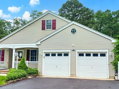 247 Hilliard Boulevard