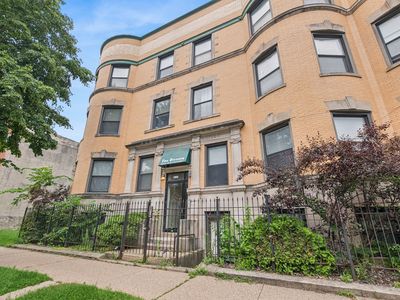 4614 S Calumet Ave APT 3S