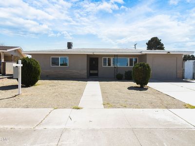 1414 Dennis Cir