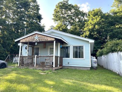 35 Ausable St