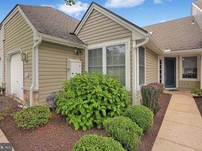 127 Hawthorne Ct