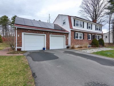 40 Barkland Drive