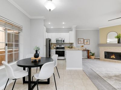 2050 Camino De La Reina Unit 306