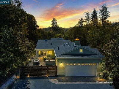 115 Moraga Way