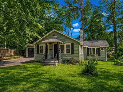 33 Plumtree Rd