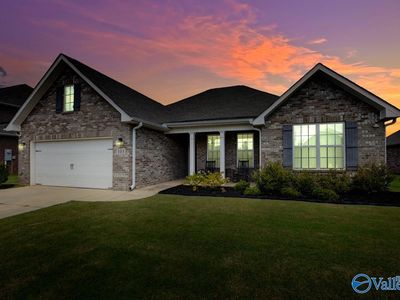 103 Slade Thomas Dr