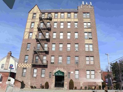 155-17 Sanford Ave #2