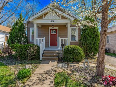 2819 Oakley St
